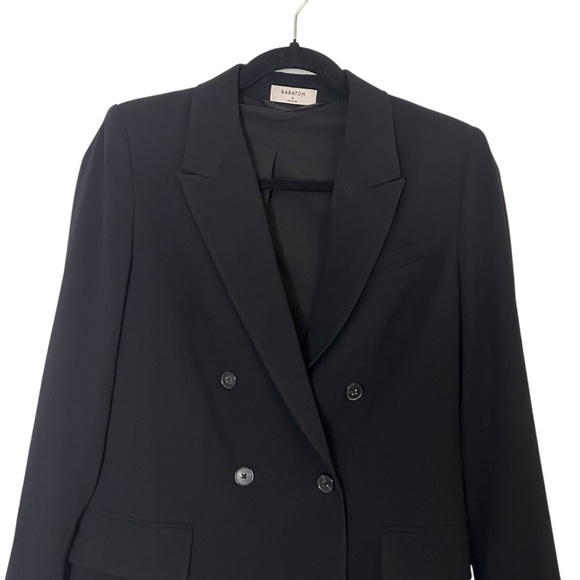 Aritzia Babaton Standout Double-Breasted Blazer - (Re)ssential- Size 2 - Picture 5 of 15